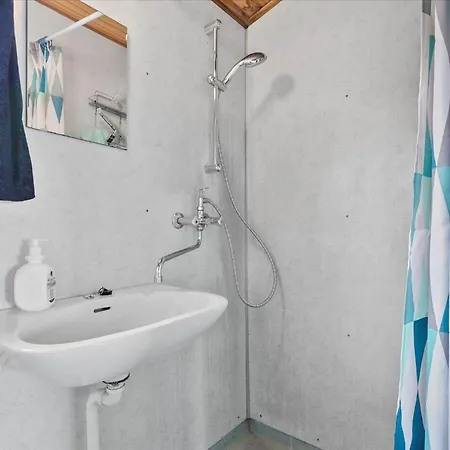 6630-allinge-madselokke-5-hus-45 *